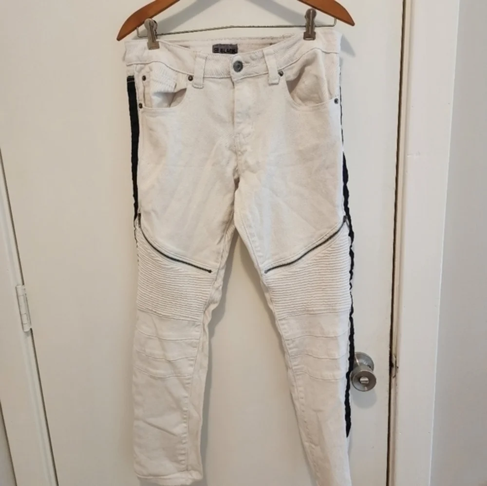 CJ Black Mens White Jeans 30x30 Skinny Flex‎ Zipper Accents
